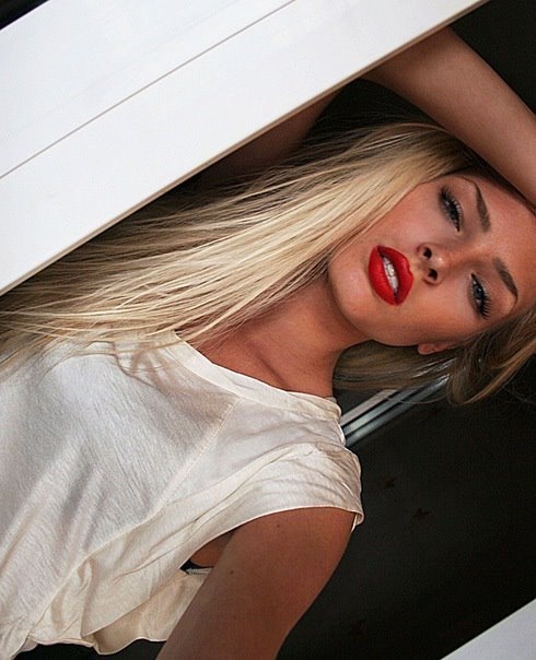 red-lips-beuaty-trend