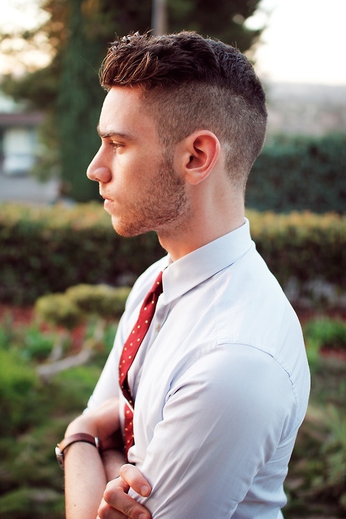 Undercut - The Hairstyle ALL Men Should Get