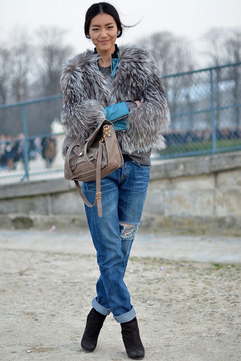 cuffed-boyfriend-jeans-street-style
