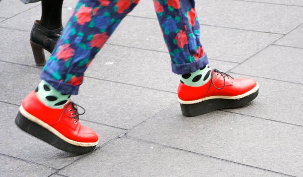 red-creepers-street-style